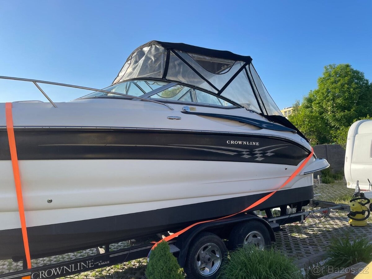 Kajutová loď CROWNLINE 250 CR - 6