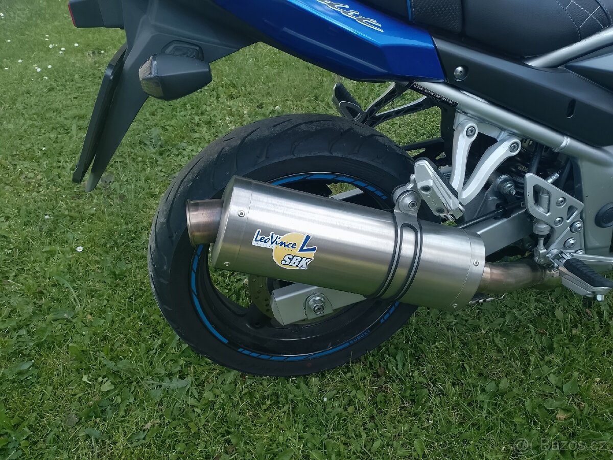 Suzuki Bandit 650 - 6