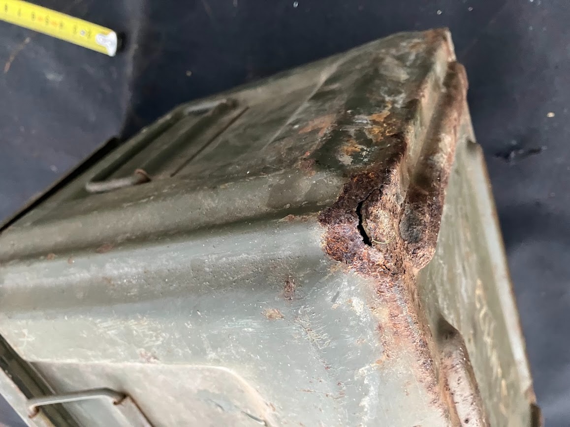 vojenská plechová bedna - 6