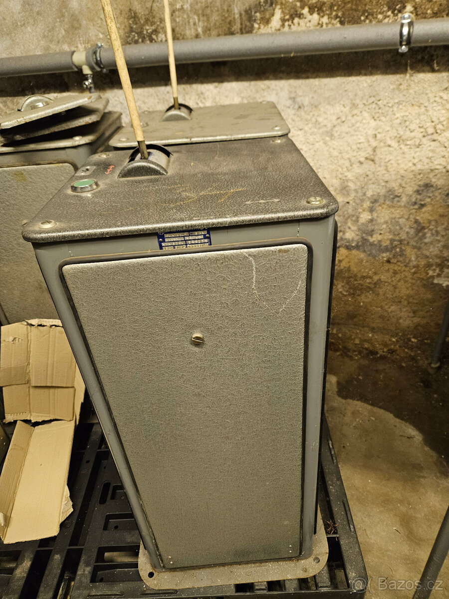 Jeřábové ovládací kontroléry. - 6