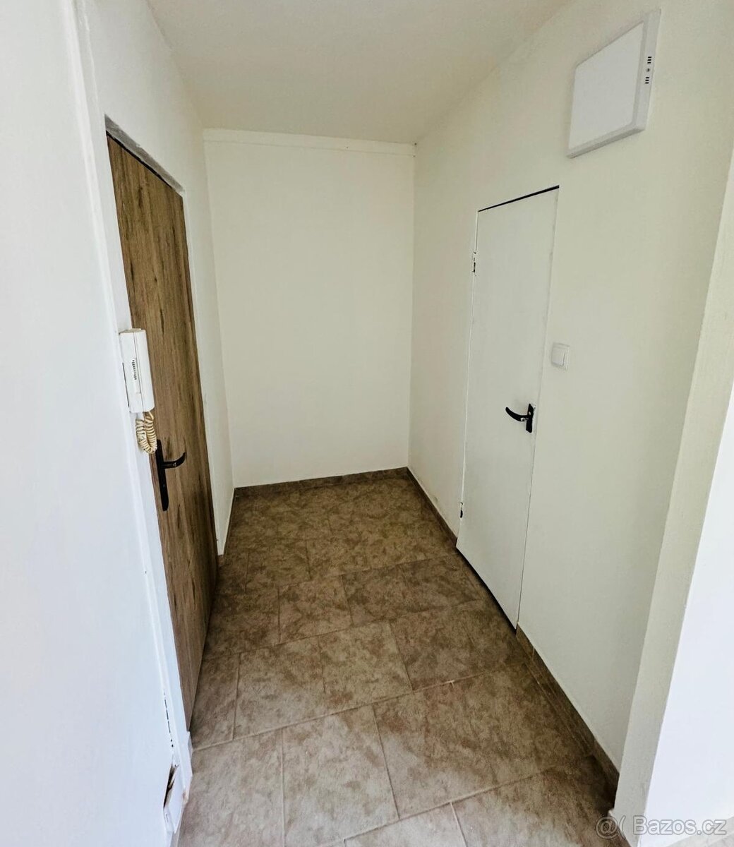 (397) Pronájem, byt 1+kk, 26 m, K. H. Borovského 132/7, Most - 6