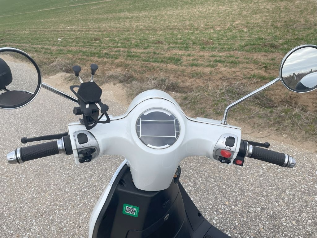 Elektrický skůtr blinkee.city nebo hecht citis - 6