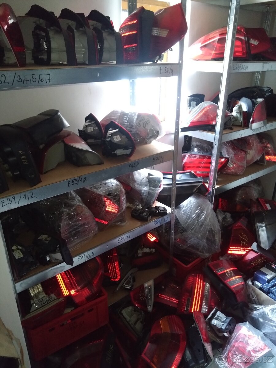 Přední, Zadní světlo BMW - 6