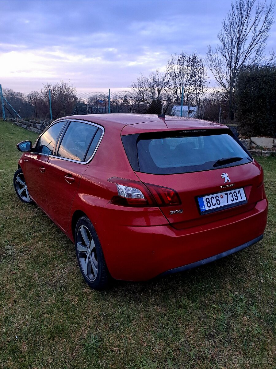 Peugeot 308 1.6i - 6