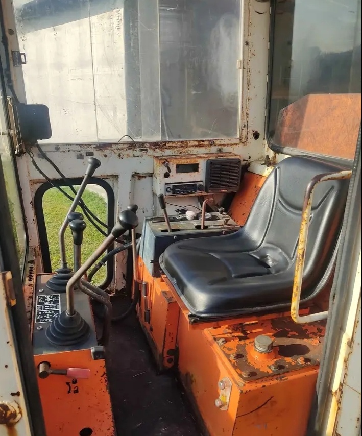 Takeuchi TB 100 minibagr - 6