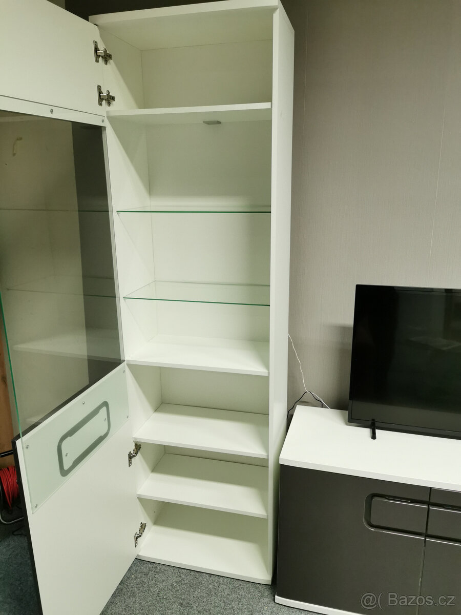 Nová šedobílá obývací stěna TALIA lesk - 6