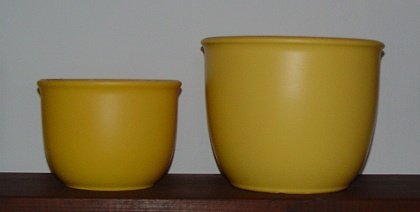 Knihy, úchytky, obaly na kytky, misky a jiné - 6