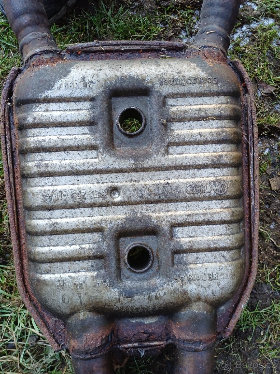 AUDI A4 B6 výfuk - 6