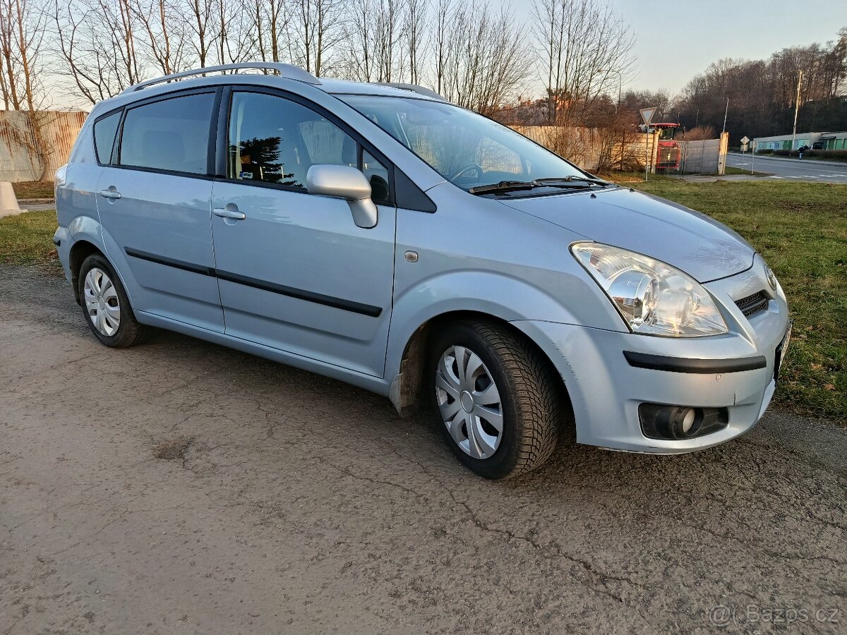 Toyota Corolla verso 1.8 Benzín + Lpg - 6