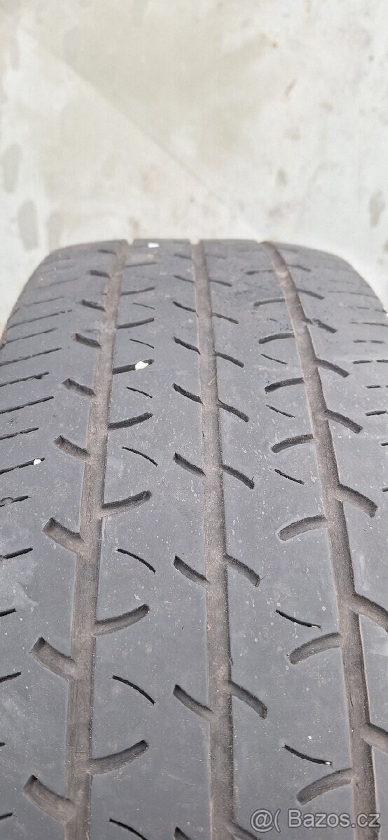 Letní pneu 215/65 R16C Barum - 6