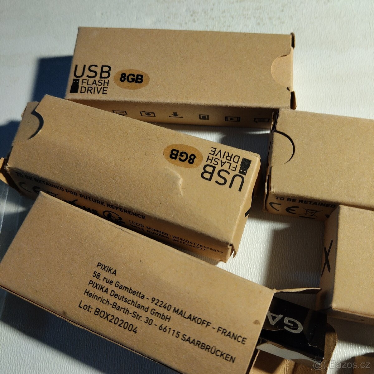 USB FLASH DRIVE 8 GB - 6