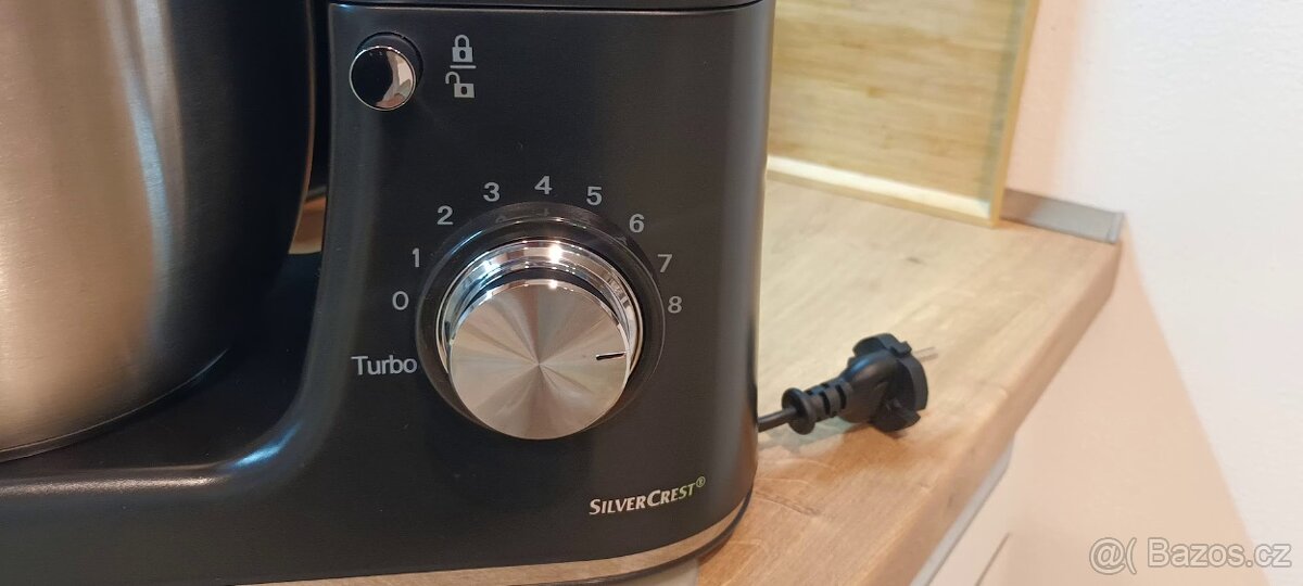 Kuchyňský robot – minimálně používaný, výborný stav - 6