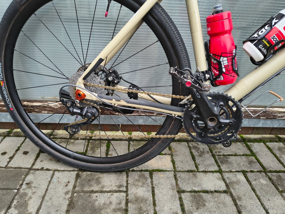 Cestovní Gravel BC Flint s odpruženou FOX vidlicí - 6