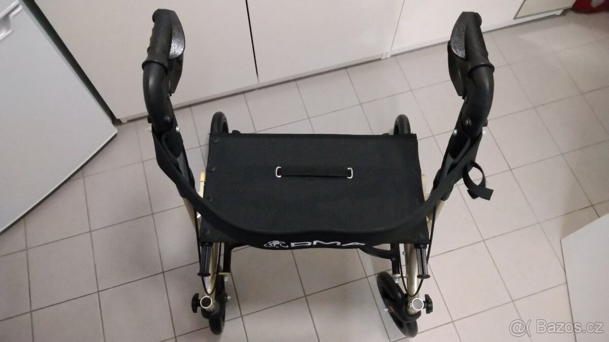 Chodítko pro seniory DMA, zánovní, jak nové - 6