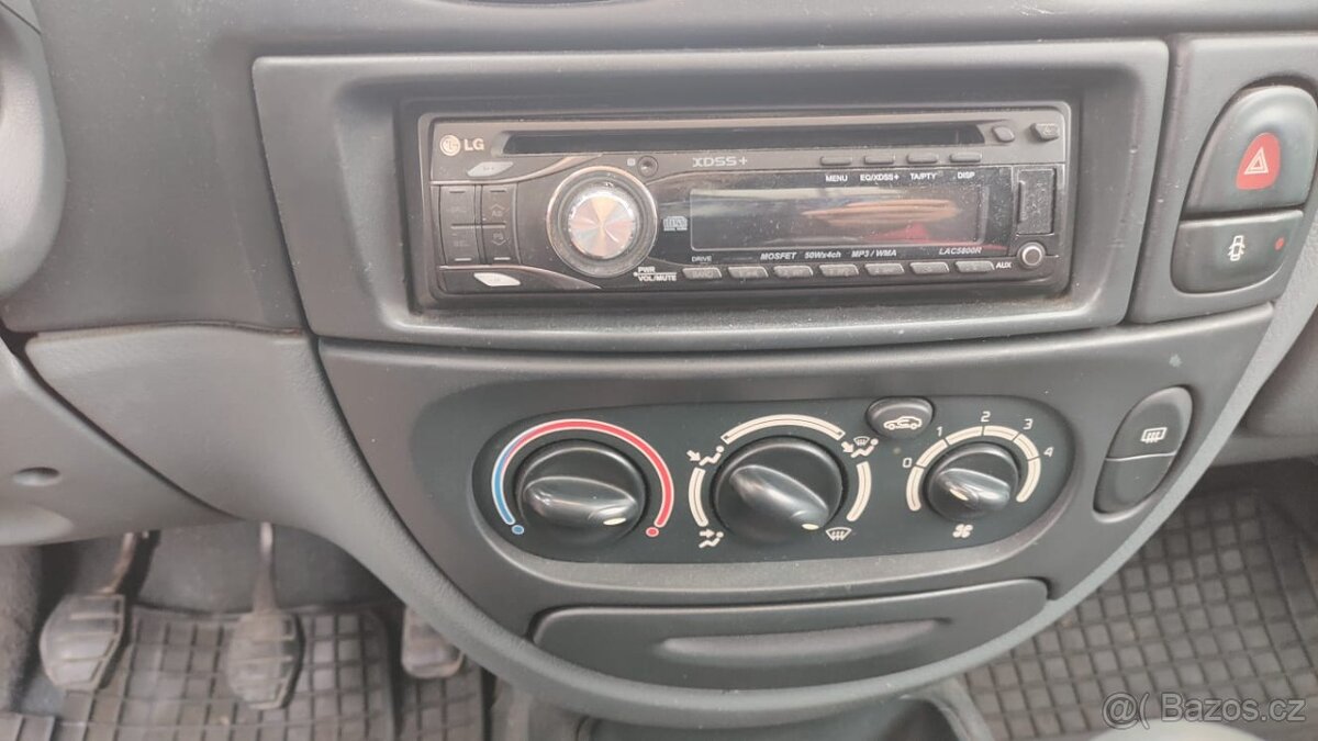 Renault Megane Coupe 1.6e - 6