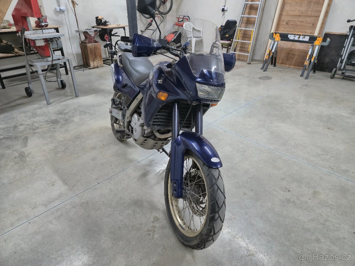Aprilia Pegaso - 6