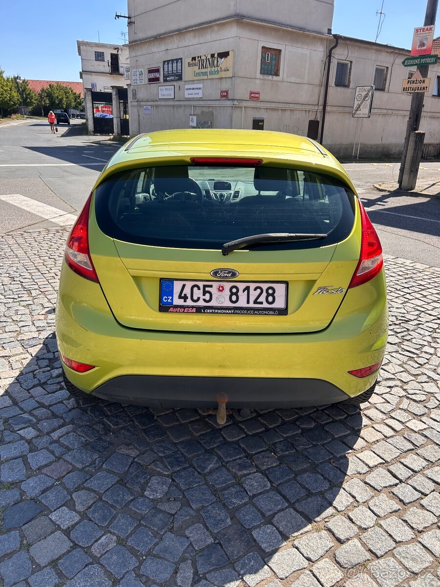 Ford fiesta - 6