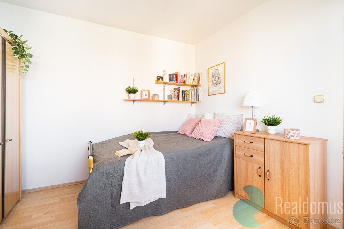 Prodej bytu 4+1, OV, balkon, centrum Českých Budějovic - 6