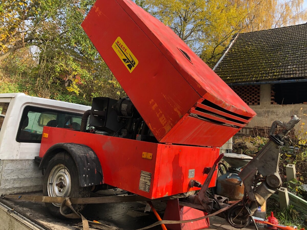 Šroubový mobilní kompresor Mannesmann Demag - 6