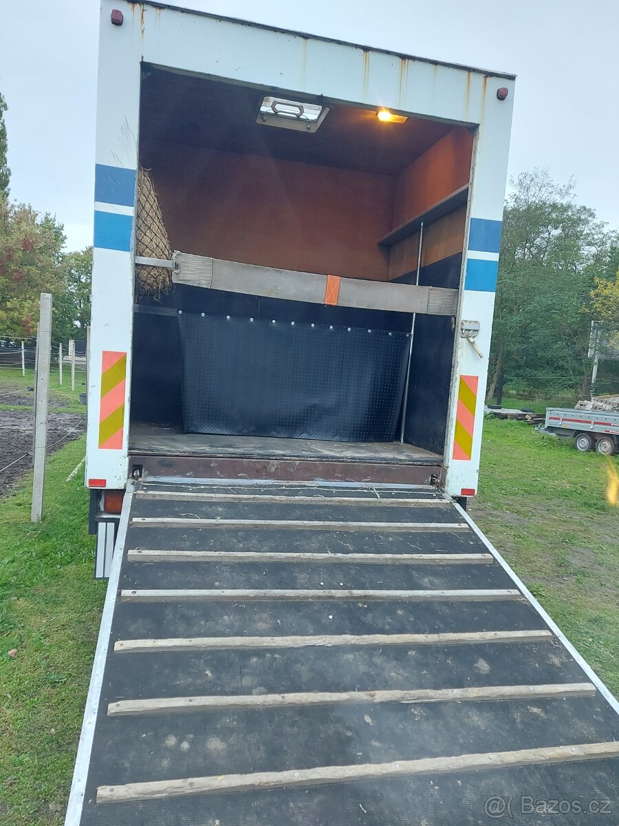 Autopřepravník na 4 koně - 6