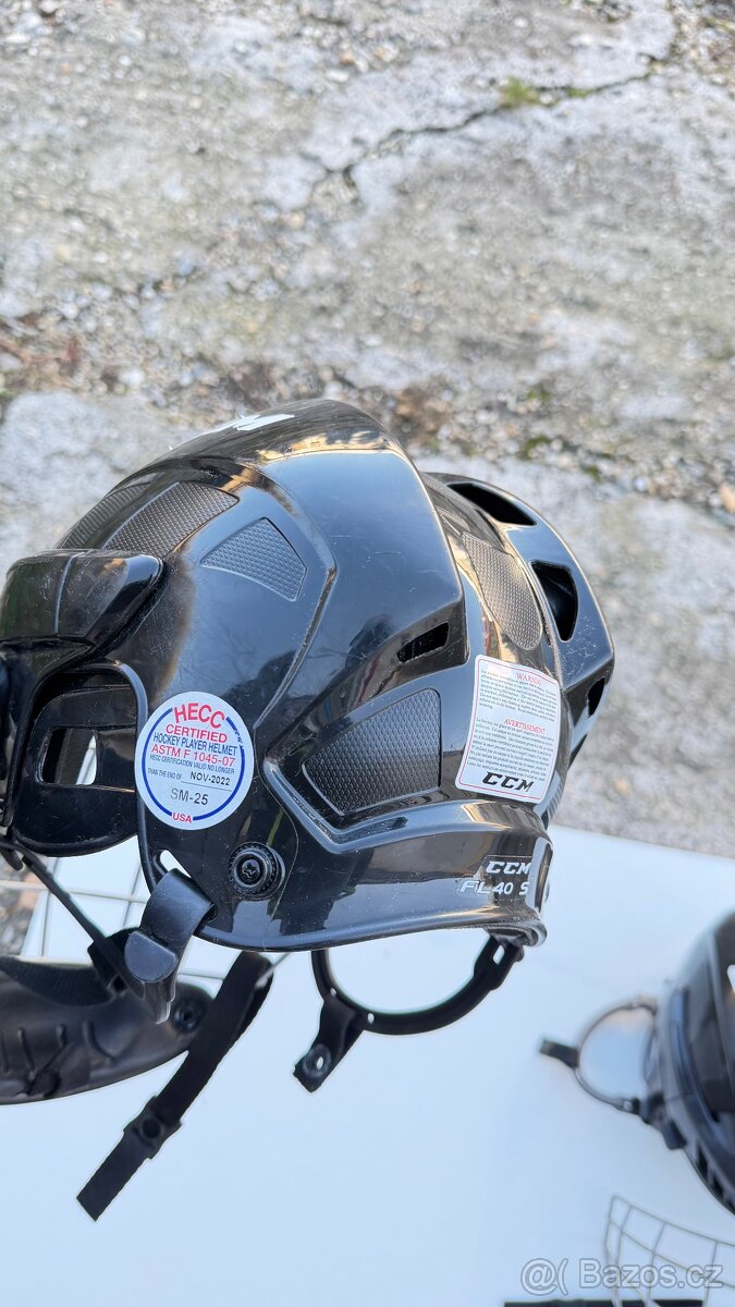 ✅ 2 x HOKEJOVÉ PRILBY - CCM FL40 S veľkosť JUNIOR - S ✅ - 6