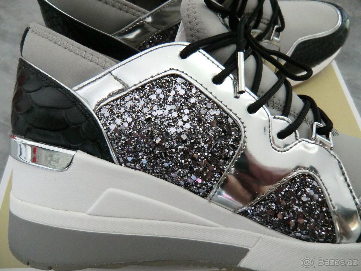 LUXUSNÍ MICHAEL KORS SCOUT SNEAKERSvel. 40 - 6