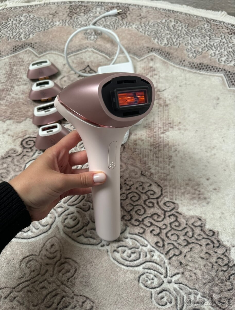 PHILIPS Lumea IPL epilátor 9900 - 6