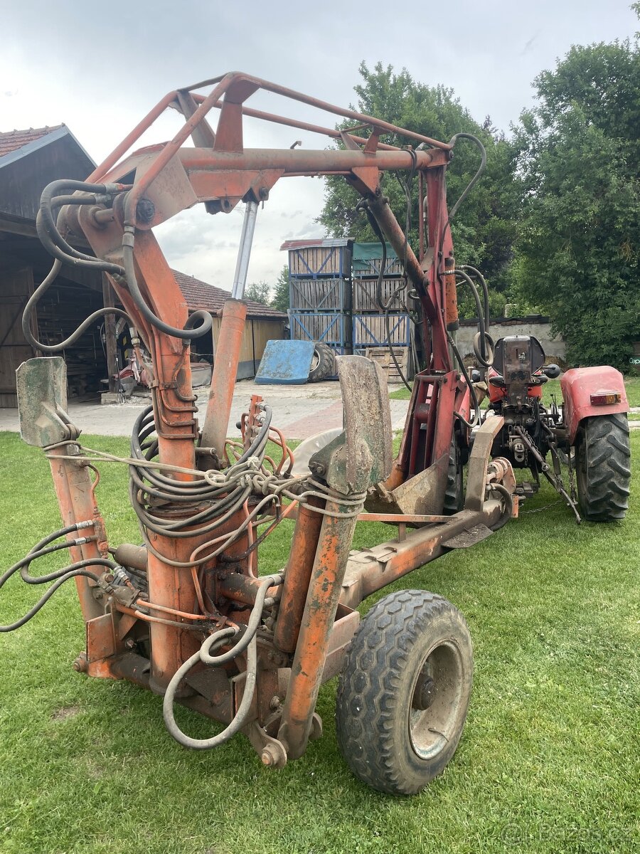 Nakladač UNHZ 500 - 6