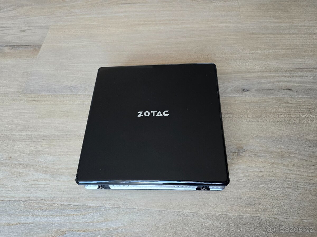 Mini počítač Zotac ZBOX ID18 E - 6