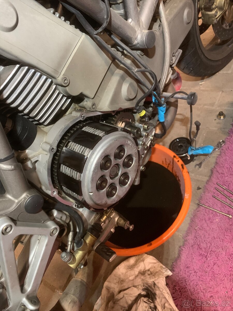 Ducati 750 ss - 6