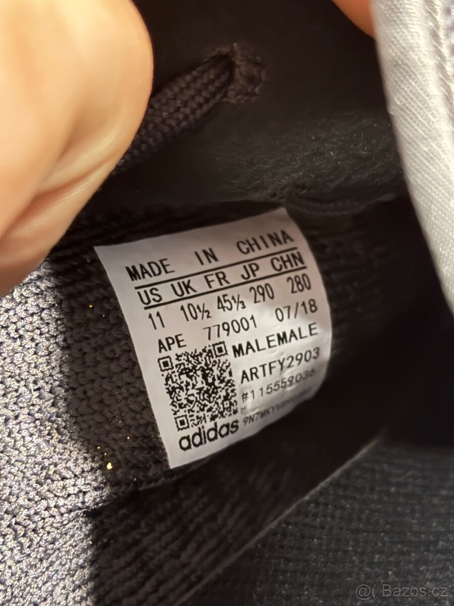 Adidas Yeezy boost 350 v2 black ray gum (45) - 6