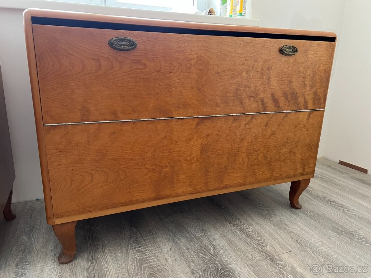 Sestava nábytku ve stylu Biedermeier z poloviny 20. století - 6