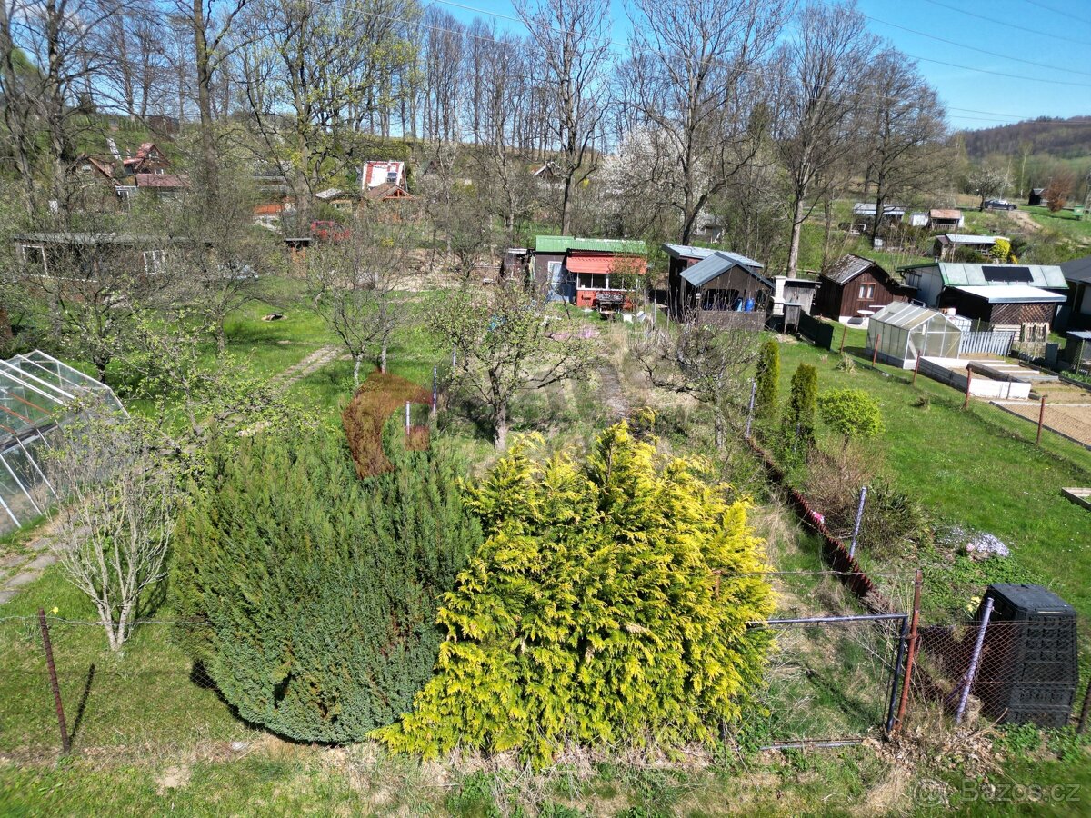 Prodej pozemku pro rodinnou rekreaci 284 m2 Česká Ves, okres - 6