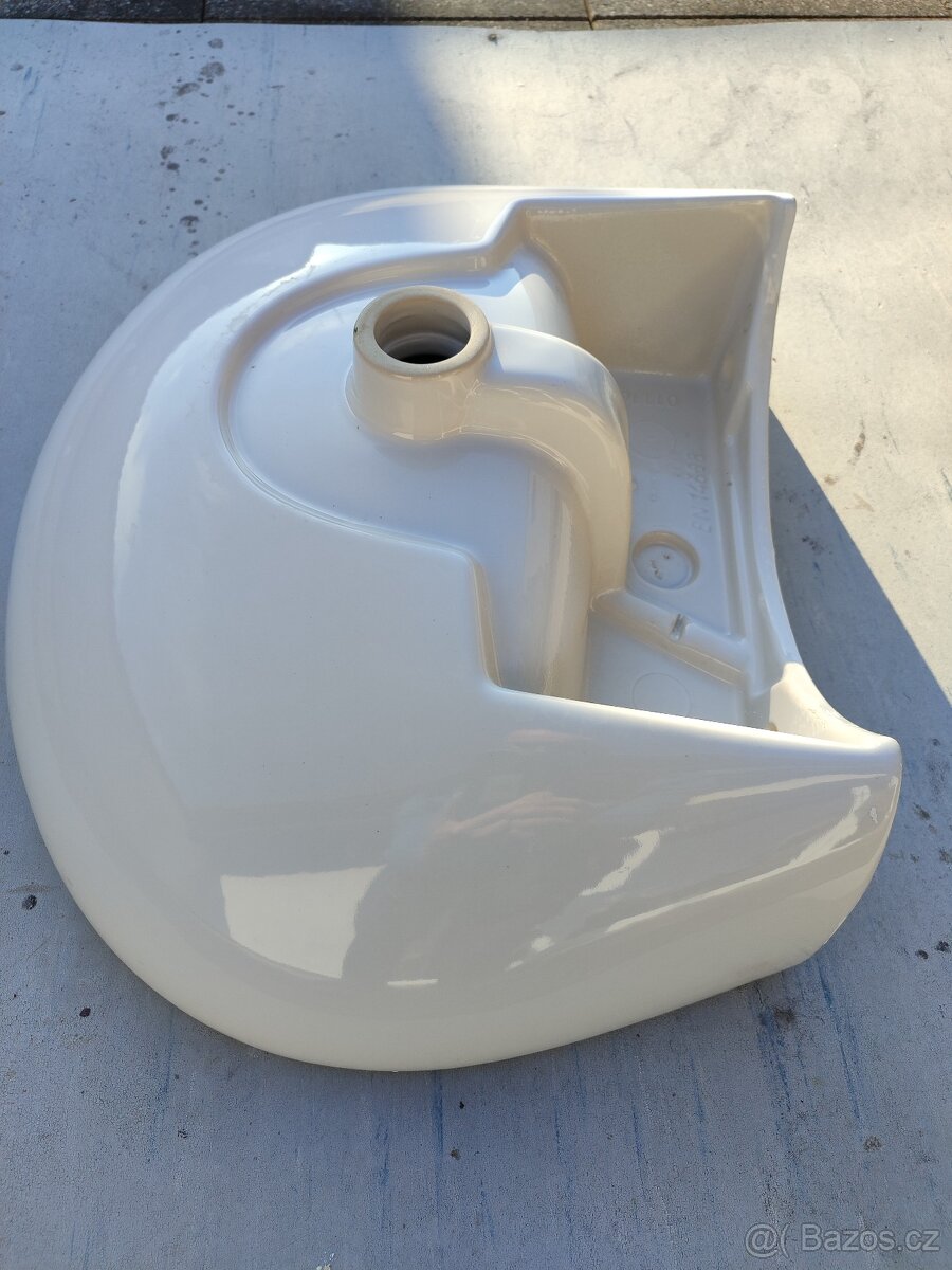 Umyvadlo 60cm - 6