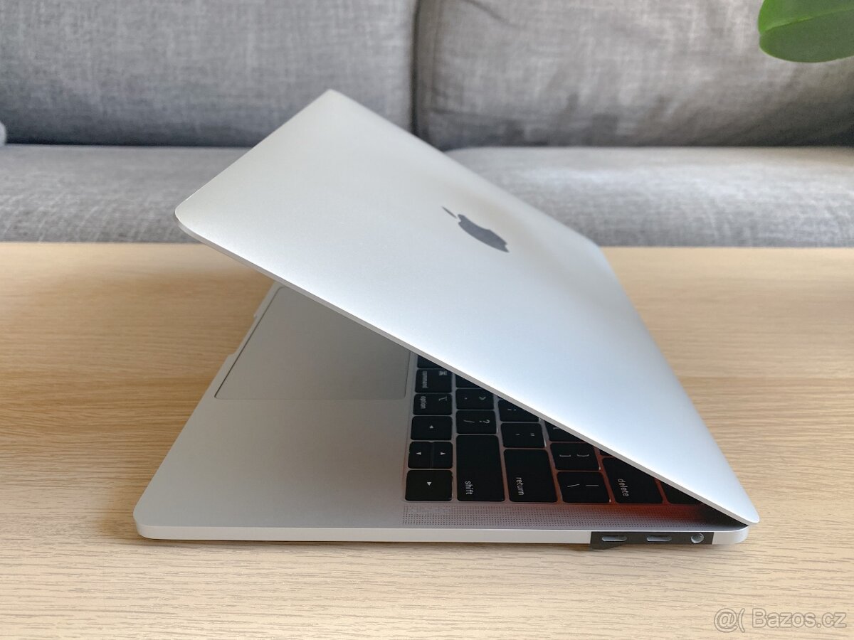 Apple MacBook Pro 13" CTO 16GB - ZÁRUKA, 100% JAKO NOVÝ - 6