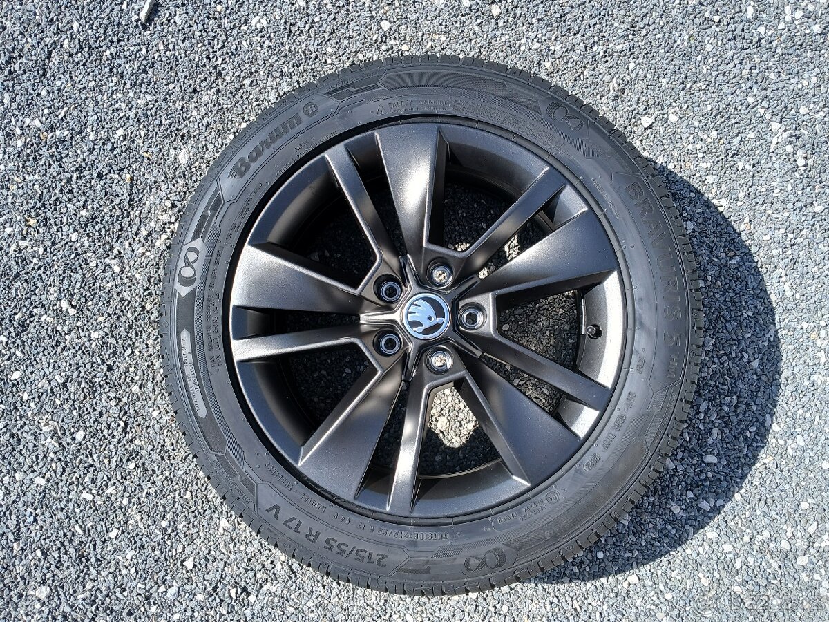Pěkná nová letní orig alu Škoda Karoq 215/55/17 - 6