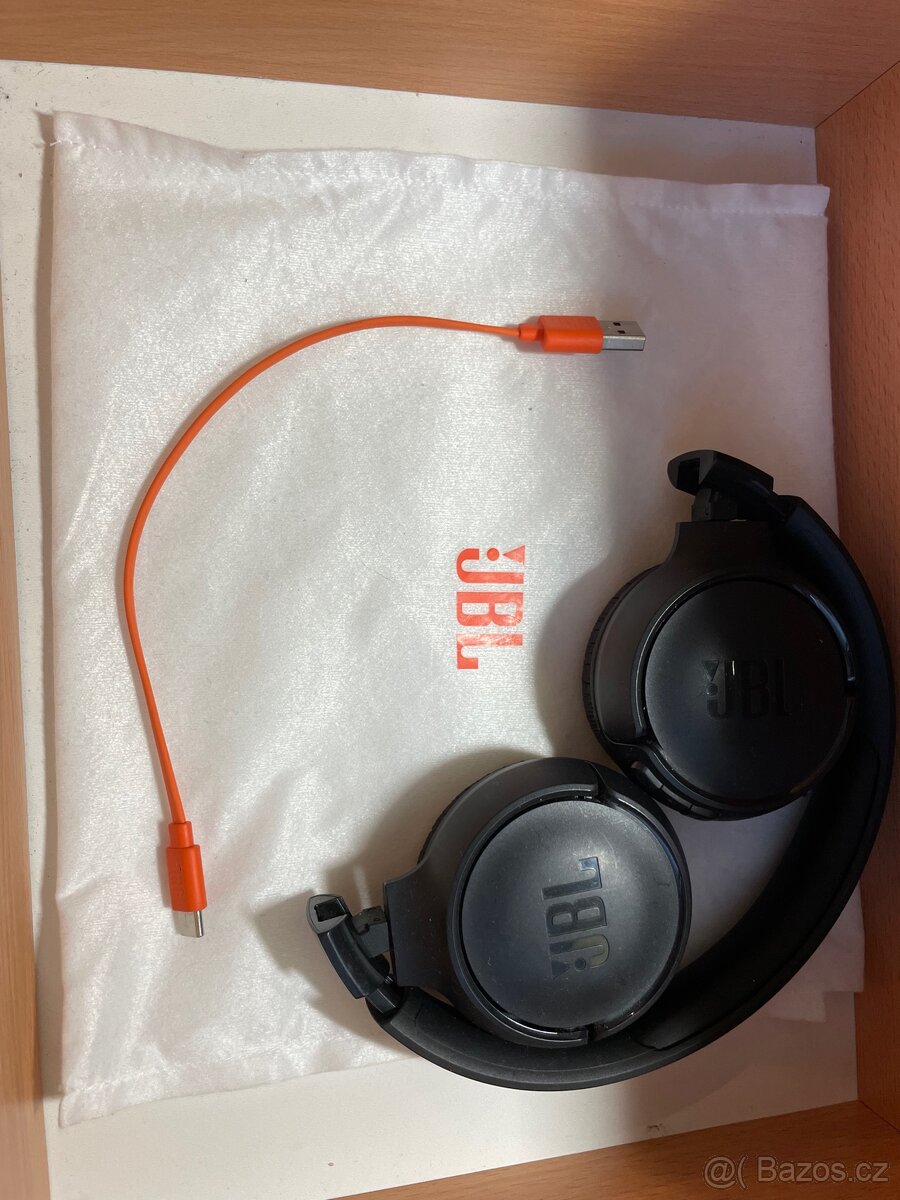 Sluchátka JBL Tune 520BT (JBLT520BTBLKEU) černá - 6