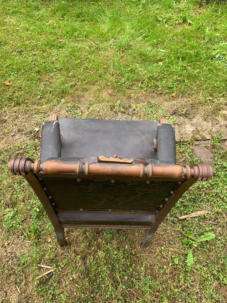 starožitné křeslo - 6