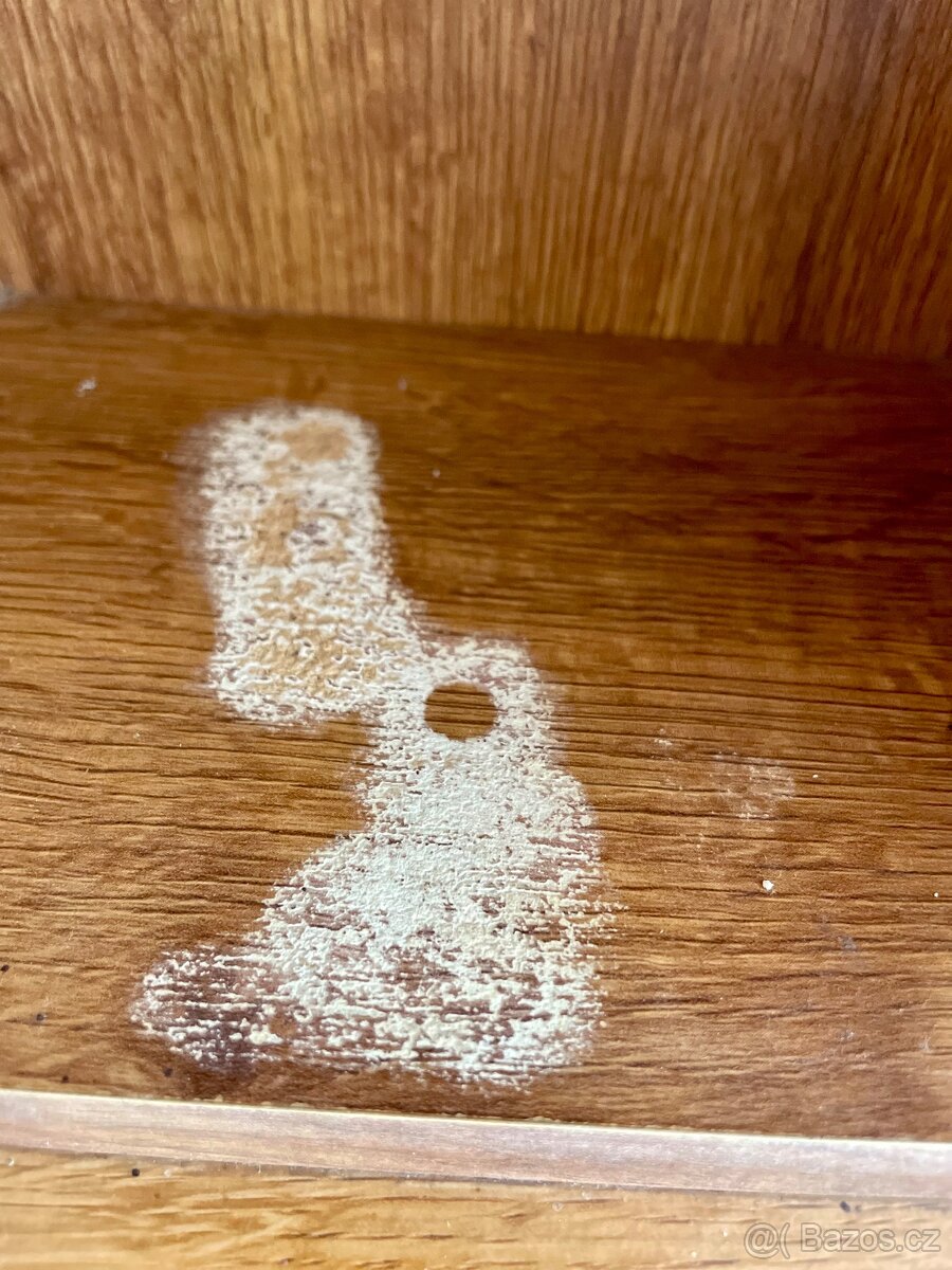 Police na drobnosti + 5x háček - 6