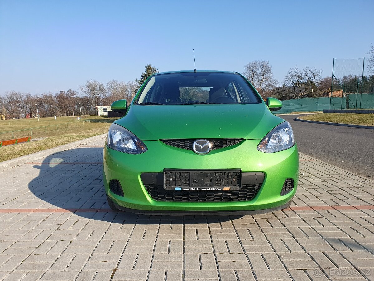 Mazda 2 1.3i nová stk - 6
