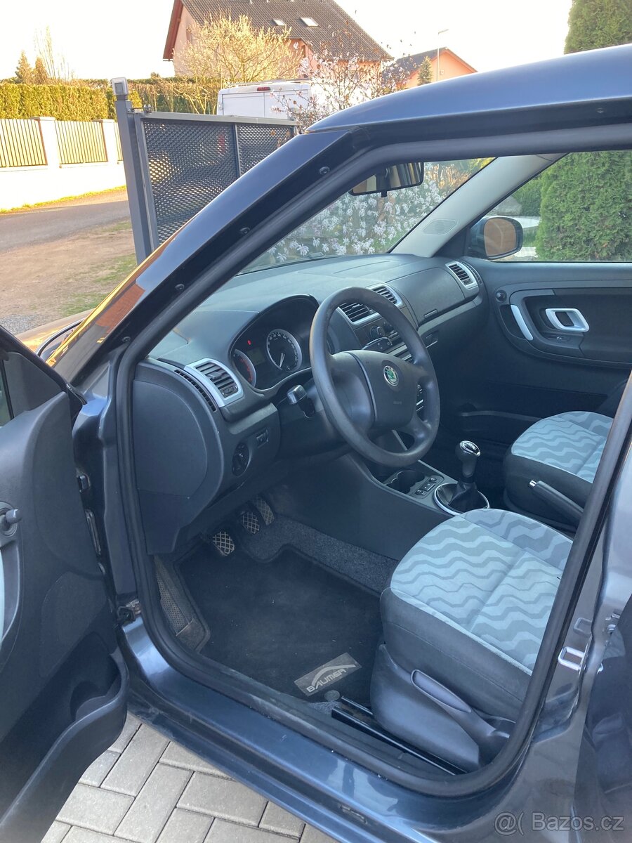 Škoda Fabia 2 - 6