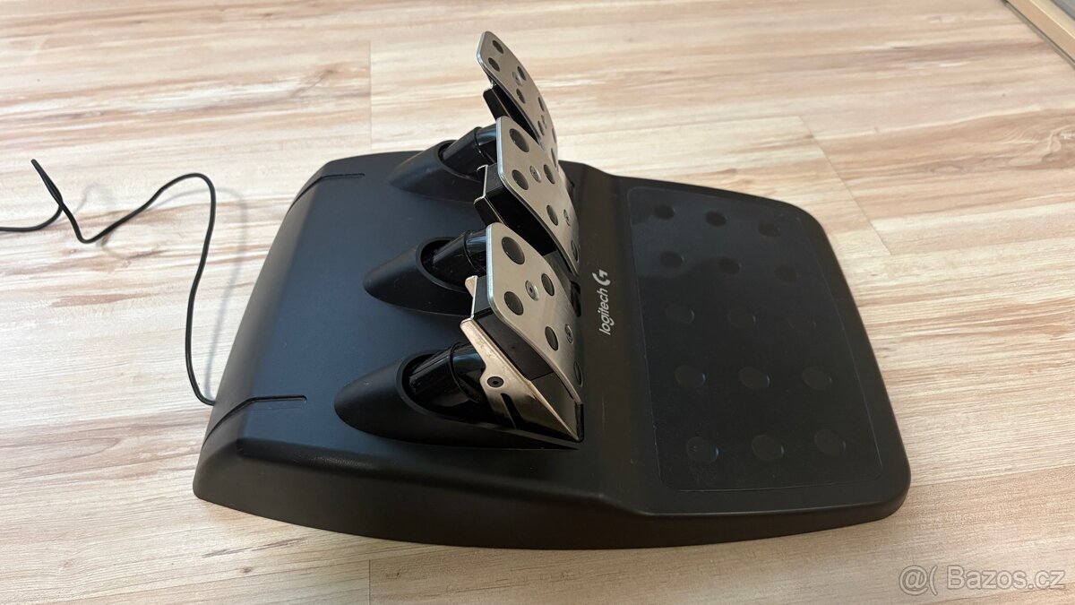 Volant Logitech G29 + řadící páka – PS3 / PS4 / PC - 6