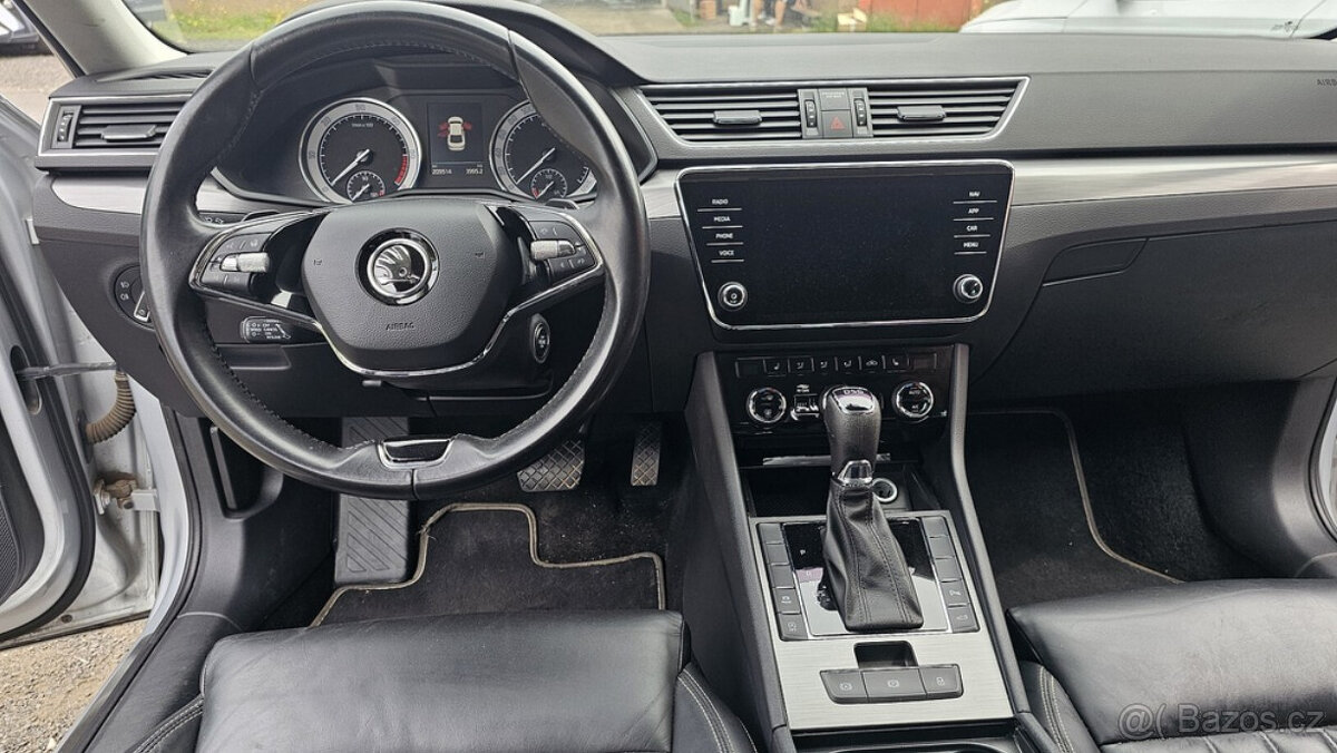 Pronájem Superb 2021 Taxi Bolt Uber 2.0 TDI automat - 6