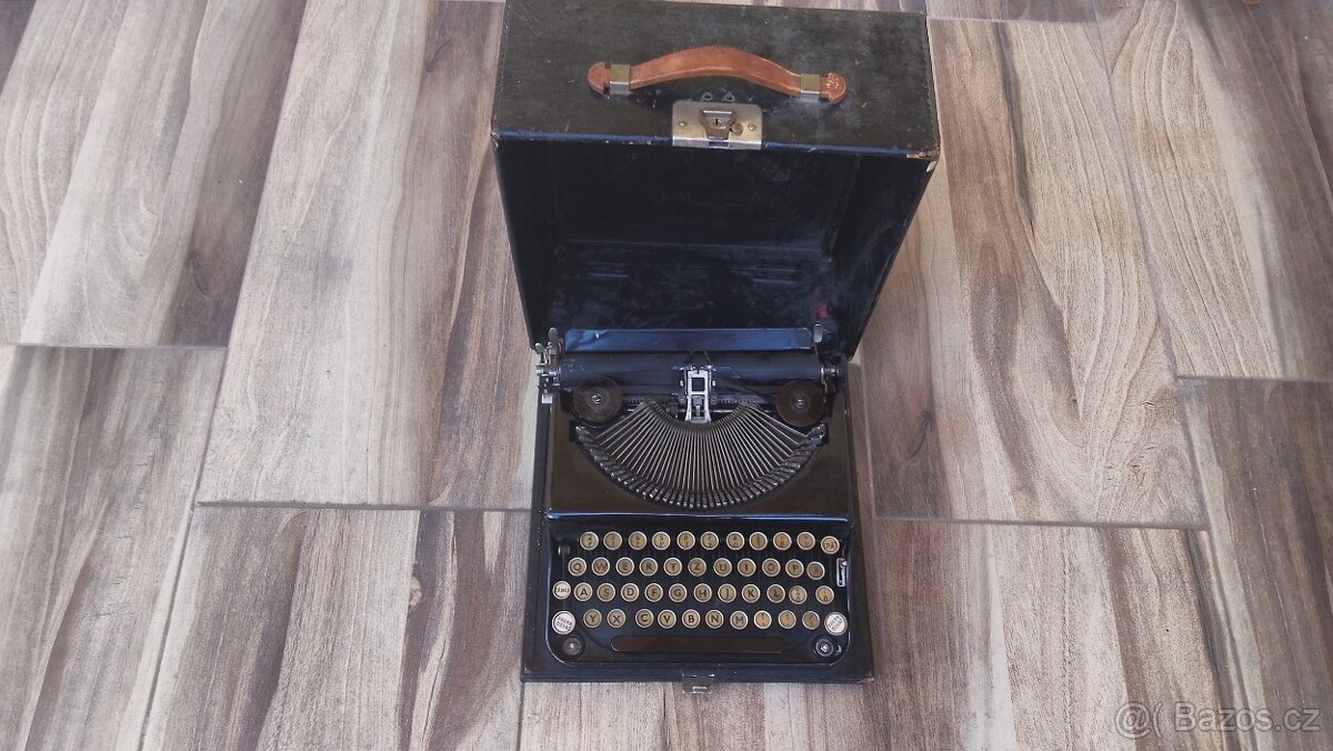 Prodám americký starožitní psací stroj Remington Portable . - 6