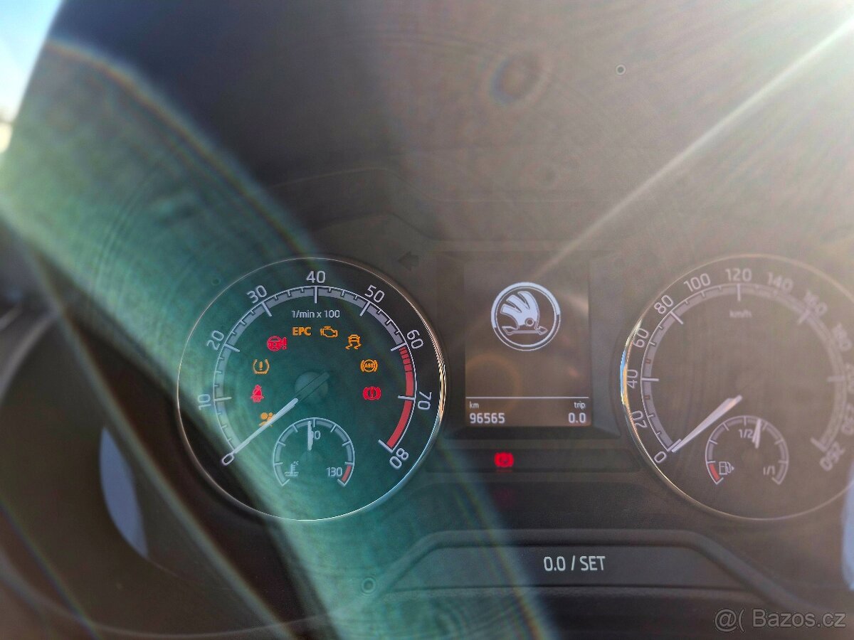Prodam vůz Škoda Octavia III 1.5 TSi 110kw r.v.2019 Edice - 6
