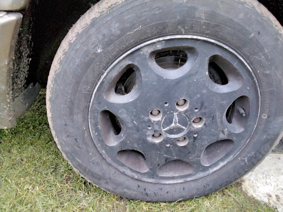 W124 mercedes kola R15 - 6