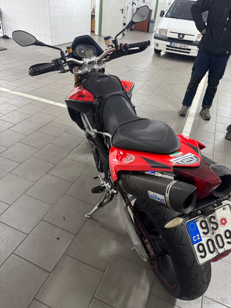 Aprilia Dorsoduro 1200 - 6