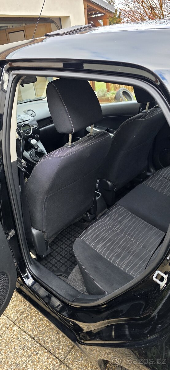 Mazda 2,1,3 63 kw - 6