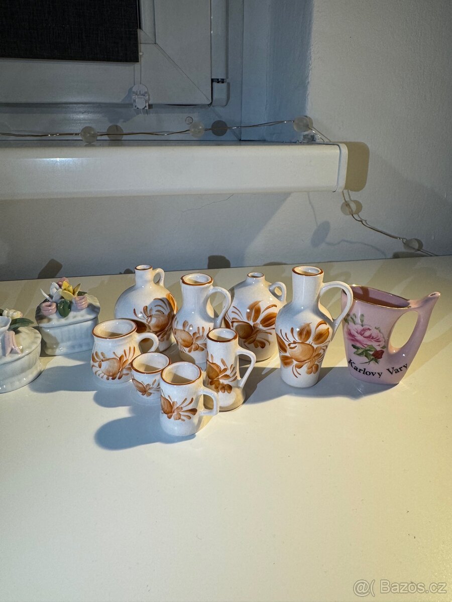 Sada porcelánových miniatur - 6