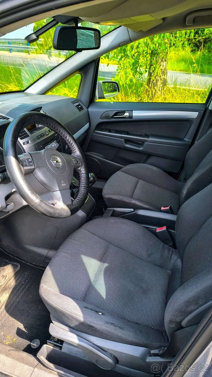Opel Zafira B 1,8. - 6